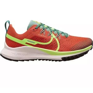 Nike • Pegasus 4 Trail-Running Shoes size 8